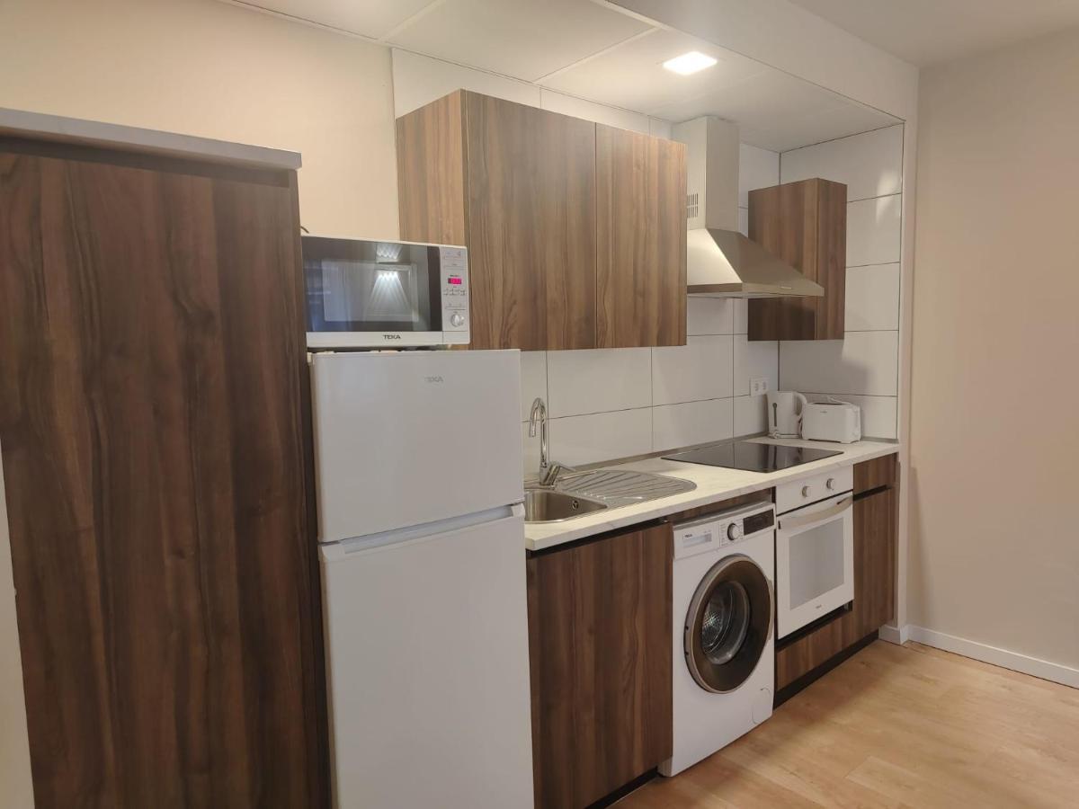 Apartamentos Picasso Alcala de Henares Ngoại thất bức ảnh