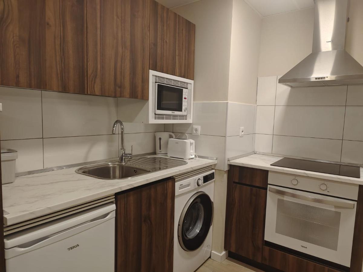 Apartamentos Picasso Alcala de Henares Ngoại thất bức ảnh